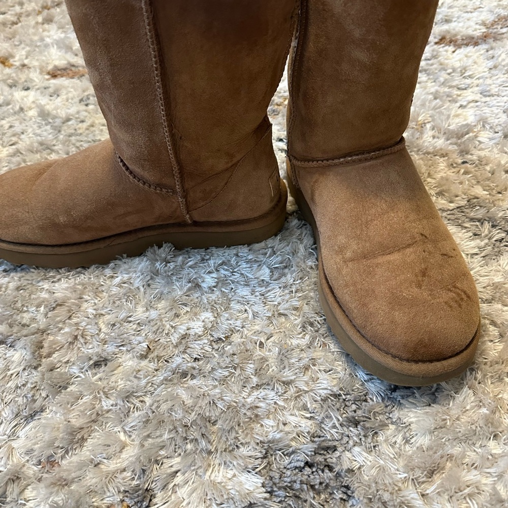 Tan Ugg Boots